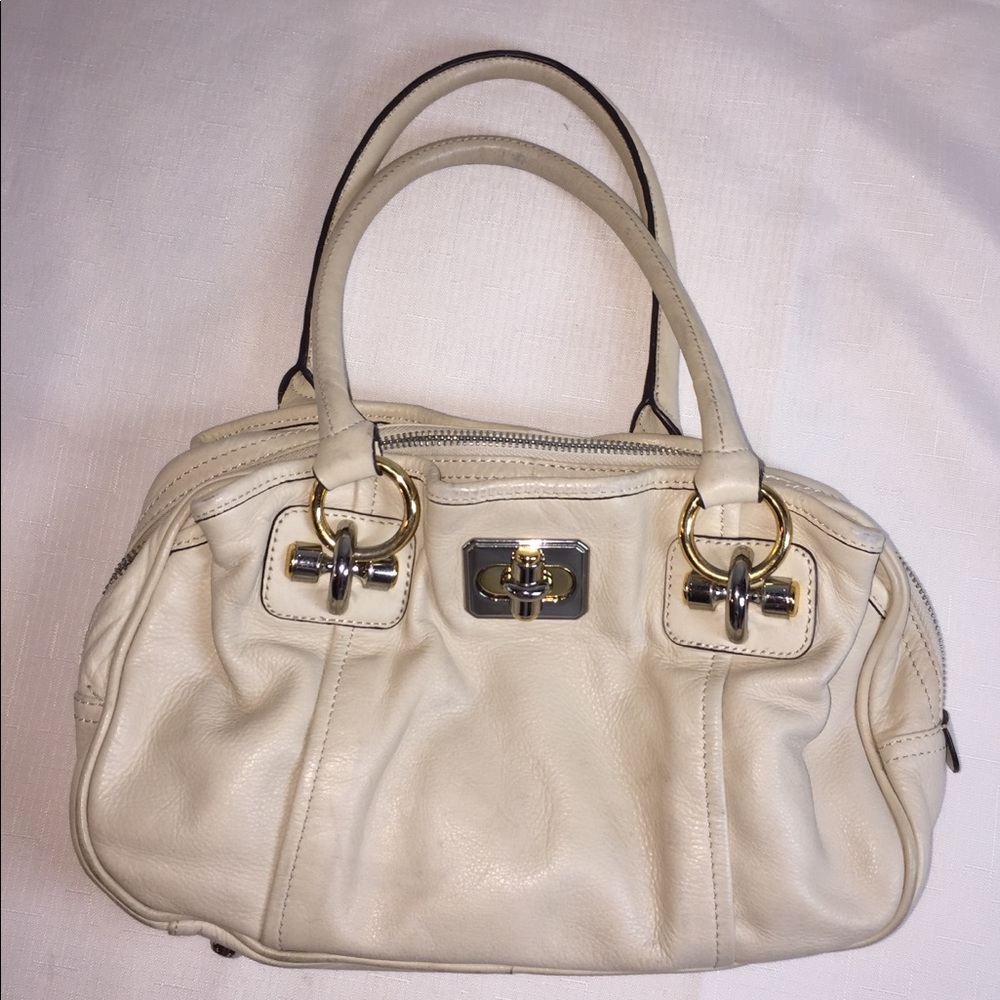 B Makowsky cream leather satchel bag purse